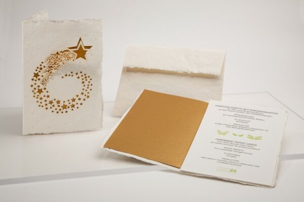 Weihnachtskarte aus hangeschöpften Büttenpapier - Sternschnuppe